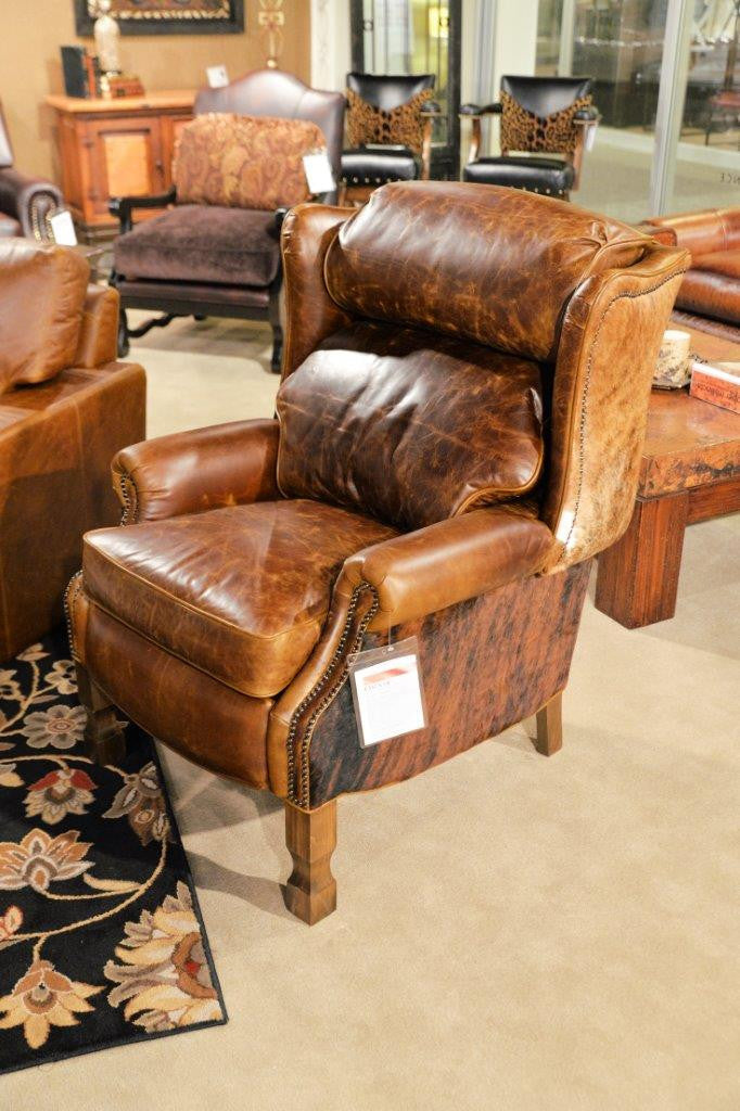 Omnia Alexandria Reclining Leather Showroom
